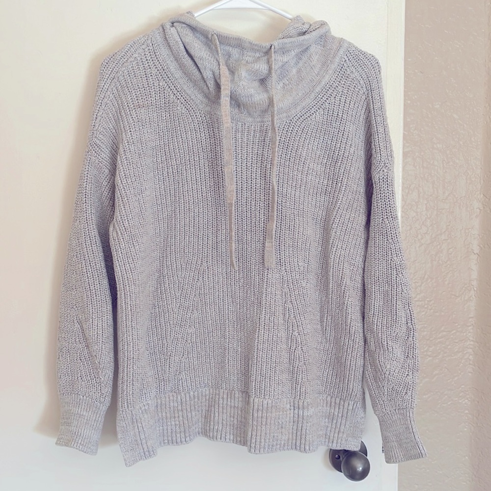Hooded sweater
